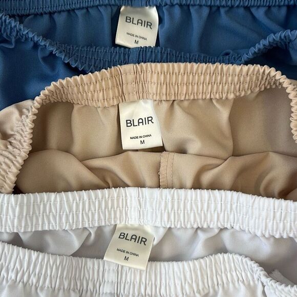 Lot of 3 Blair Women's Elastic Waist Mom Walking Shorts Blue Tan White Medium - Picture 6 of 7